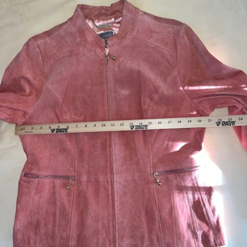 GUILLAUME | Suede Jacket Blush Mauve color Fitted design Size:L/G Quality - Picture 7 of 14